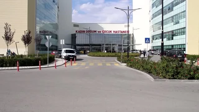 Konya Şehir Hastanesi hibrit ameliyathanesi ile 0-18 yaş kalp hastalarına şifa oluyor
