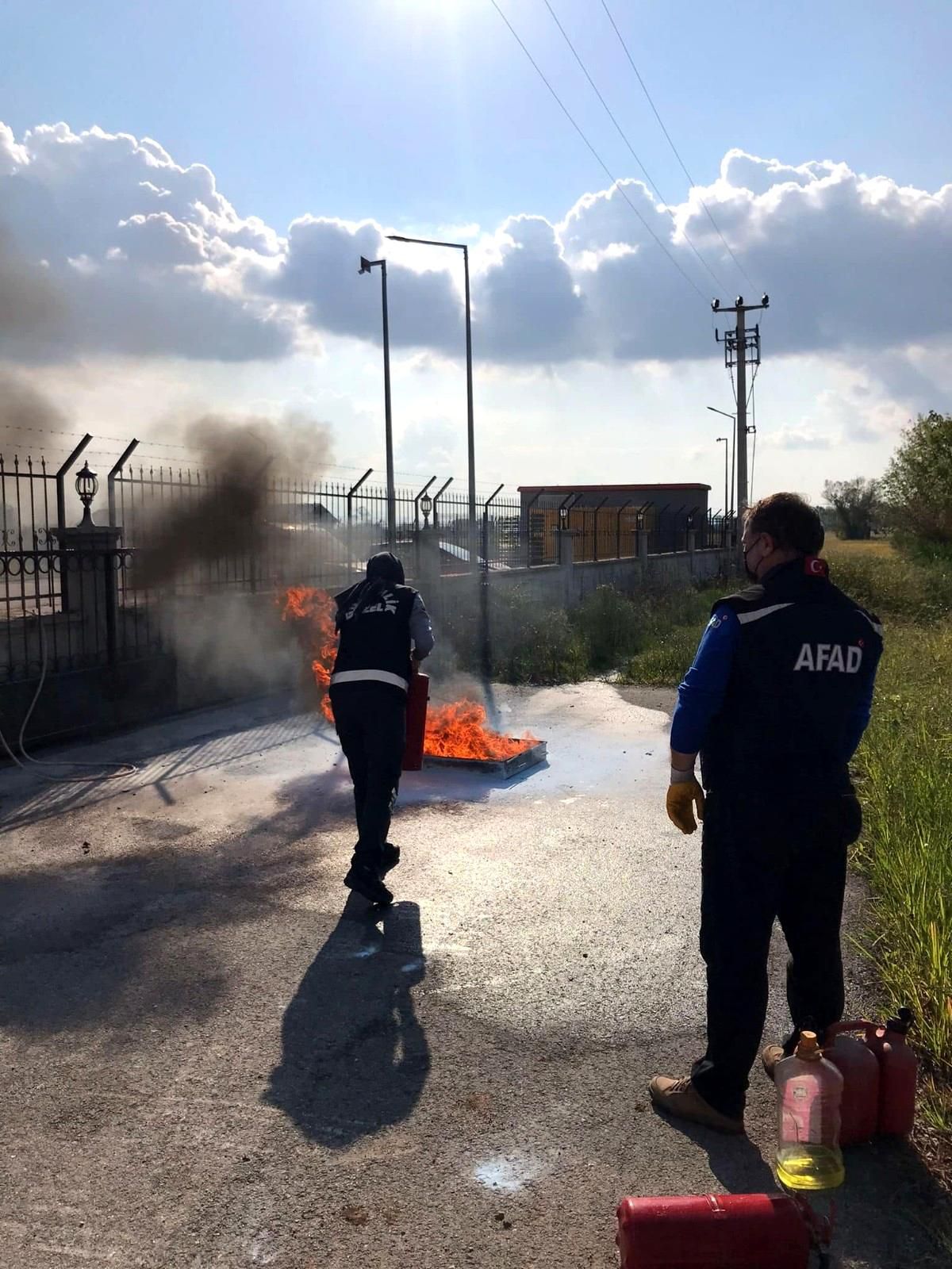 Son dakika: KYK personeline yangın tatbikatı