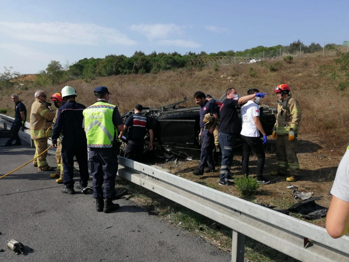 Pendik\'te feci kaza: Anne ve baba hayatını kaybetti, 2 çocuk yaralandı