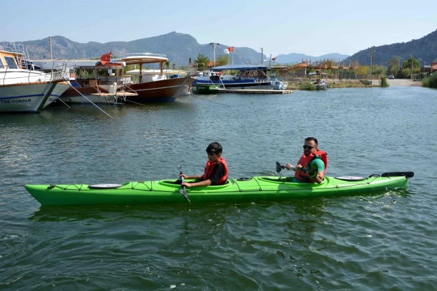 Son dakika haberleri | Yangın bölgelerindeki çocuklar su sporları ile tanıştı