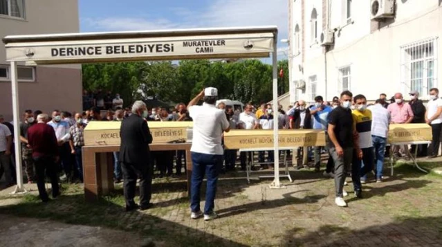 Yürek yakan cenaze! 1 yaşındaki bebek, yangında ölen ablasıyla aynı tabutta toprağa verildi