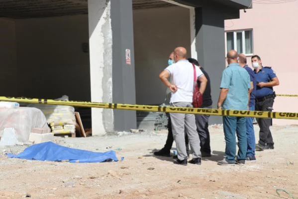 10'uncu kattan atlayan tıp öğrencisi Beyzanur, yaşamını yitirdi