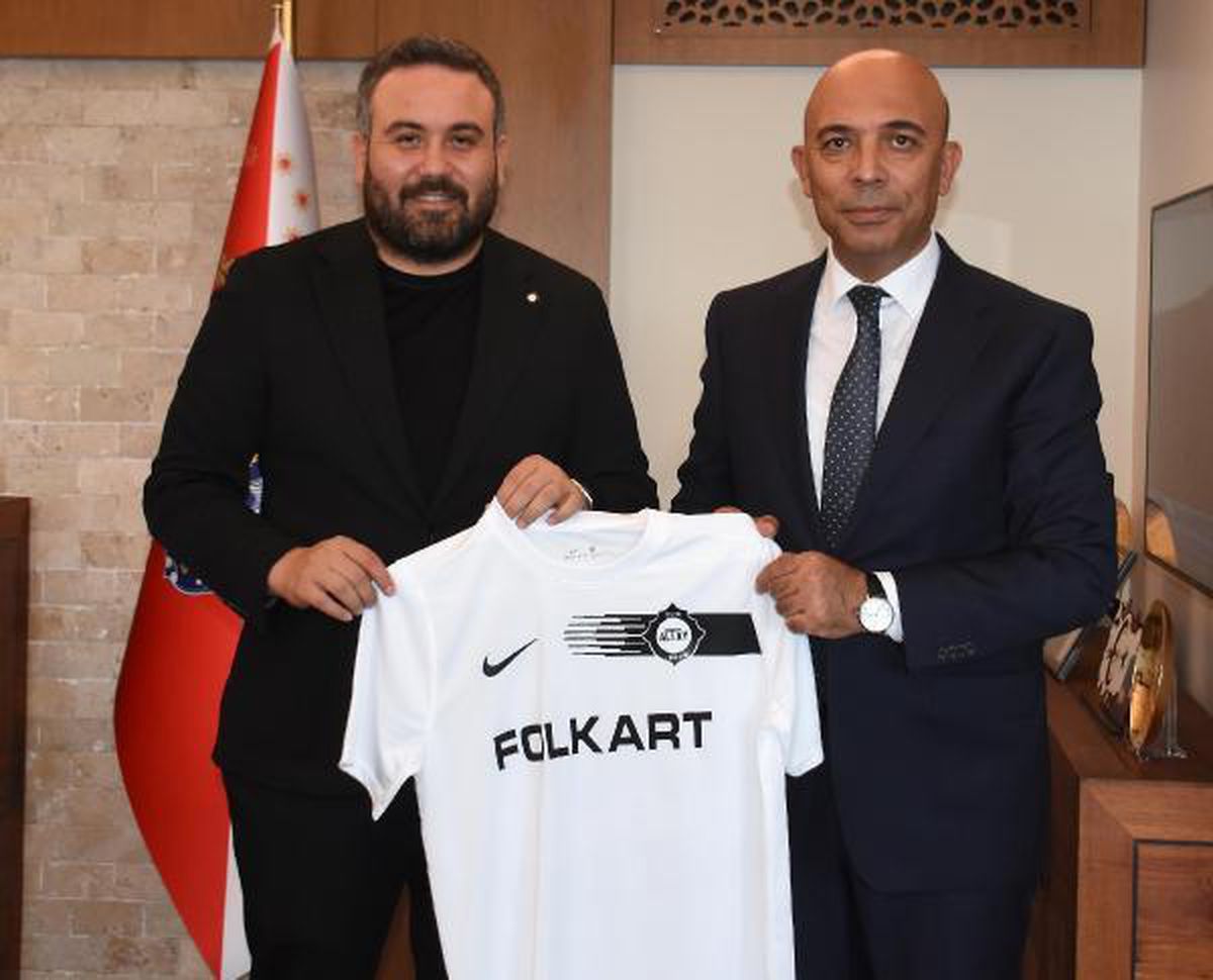 Altay\'ı eskiler sırtladı