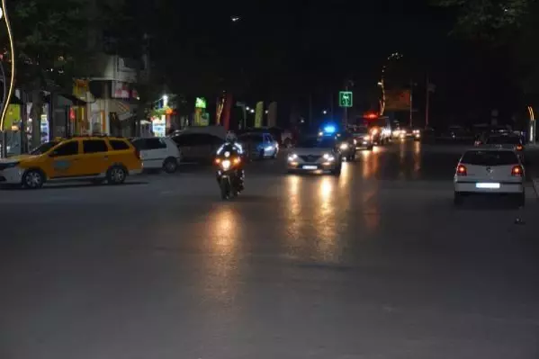 Ampute Milli Takımı Teknik Direktörü Çakmak'ın memleketi Zile'de coşkulu kutlama Ampute Milli Takımı Teknik Direktörü Çakmak'ın memleketi Zile'de coşkulu kutlama