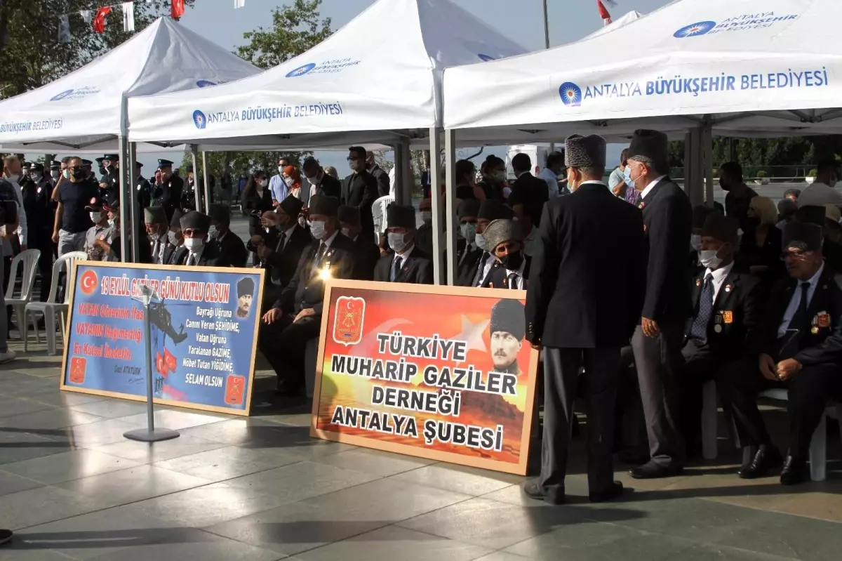 Antalya\'da Gaziler Günü, düzenlenen tören ile anıldı