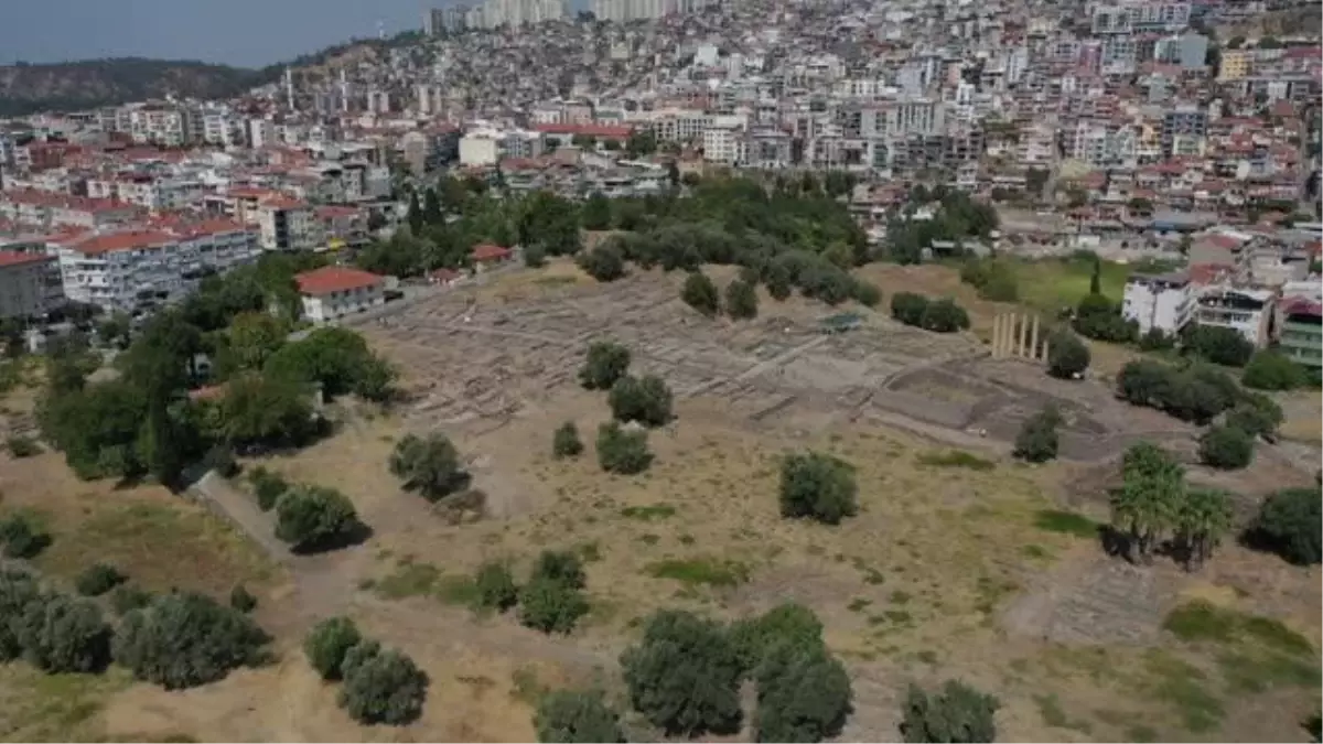 Bilim insanları Smyrnalıları felakete götüren saldırıların izlerini arıyor