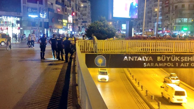 İntihara teşebbüs eden adamın nezaketi polisi bile şaşırttı