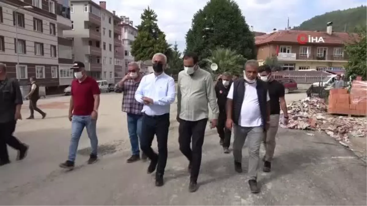 Son dakika: Kastamonu Valisi Avni Çakır: "Koronavirüs nedeniyle 99 kişi hastanede yatıyor, 17 kişi de entübe edildi"