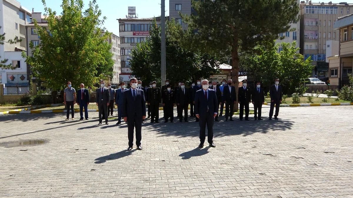 Muş\'ta 19 Eylül Gaziler Günü töreni