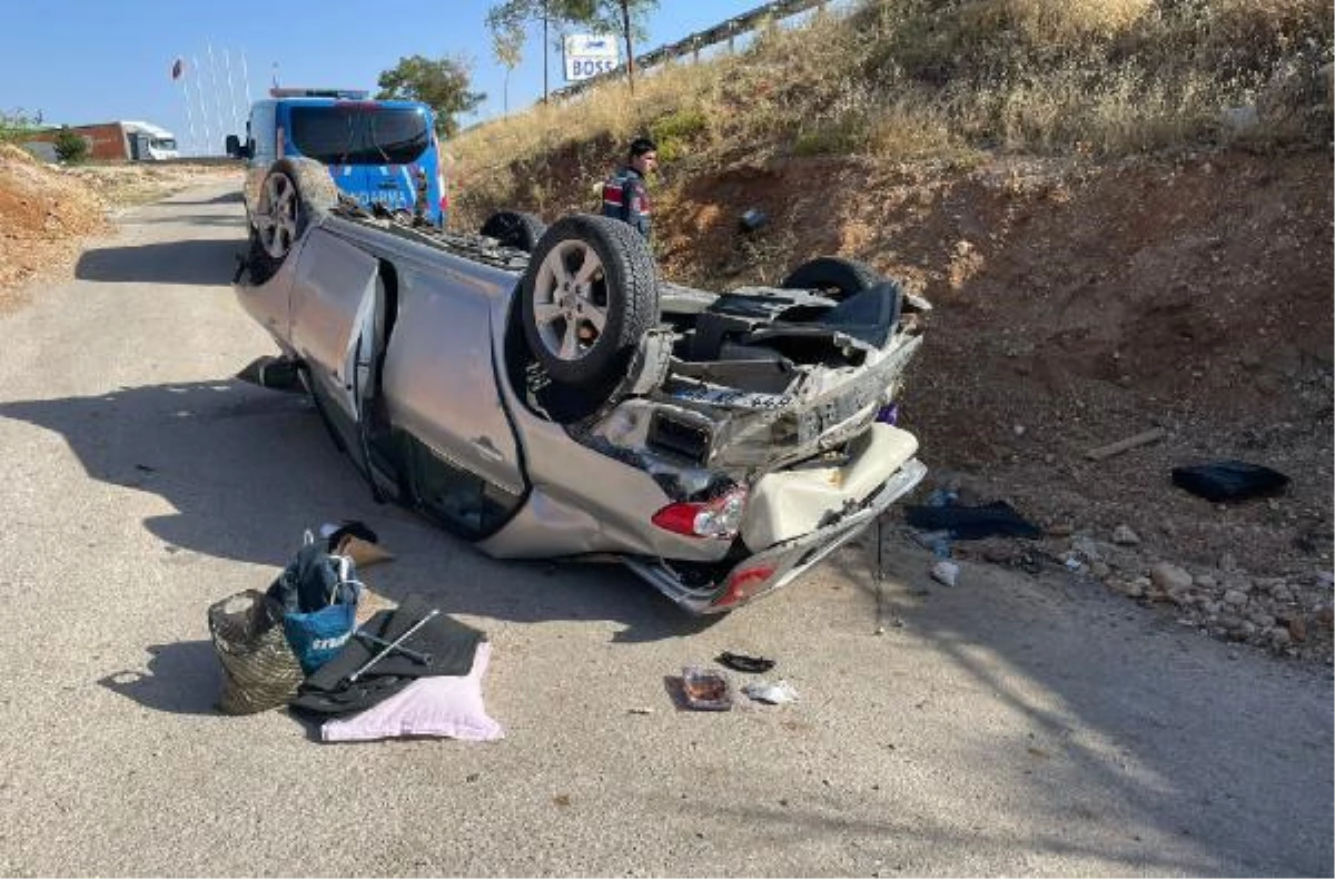 Takla atan otomobilin sürücü yaralandı; kaza anı kamerada