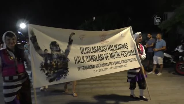 Uluslararası Halikarnas Halk Dansları ve Müzik Festivali başladı