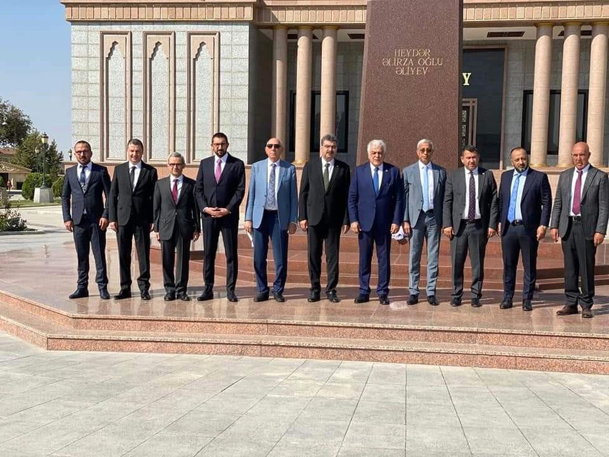 AK Parti Van Milletvekili Kartal Azerbaycan\'da