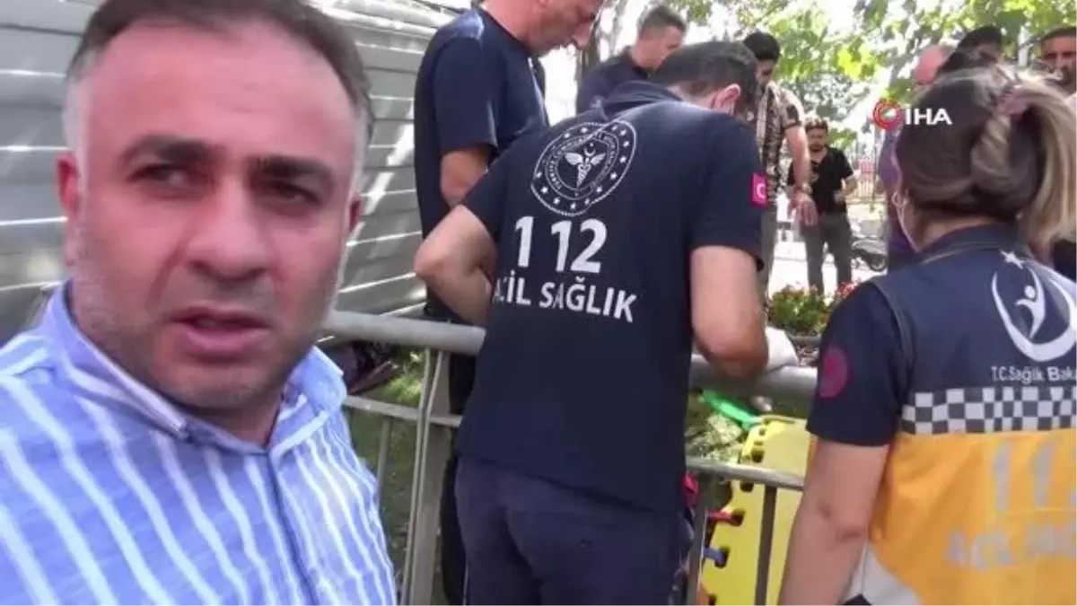 Babasını gasp eden çeteyi yakalamak istedi... Kapkaççıyı kovalarken kaza yaptı