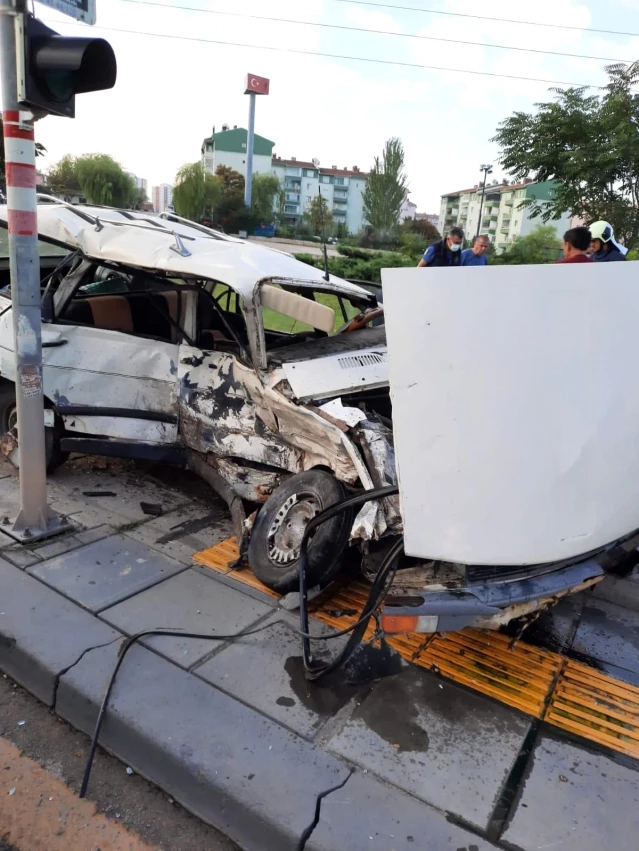 Başkent'te trafik kazası: 2 yaralı
