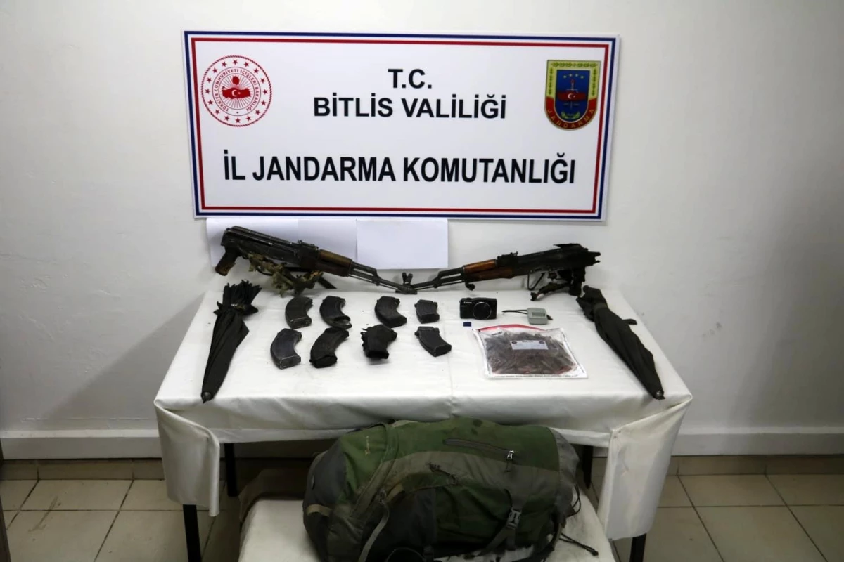 Bitlis Merkez Kırsalında Gerçekleştirilen Operasyonda 4 Terörist Silahlarıyla Beraber Etkisiz Hale Getirildi