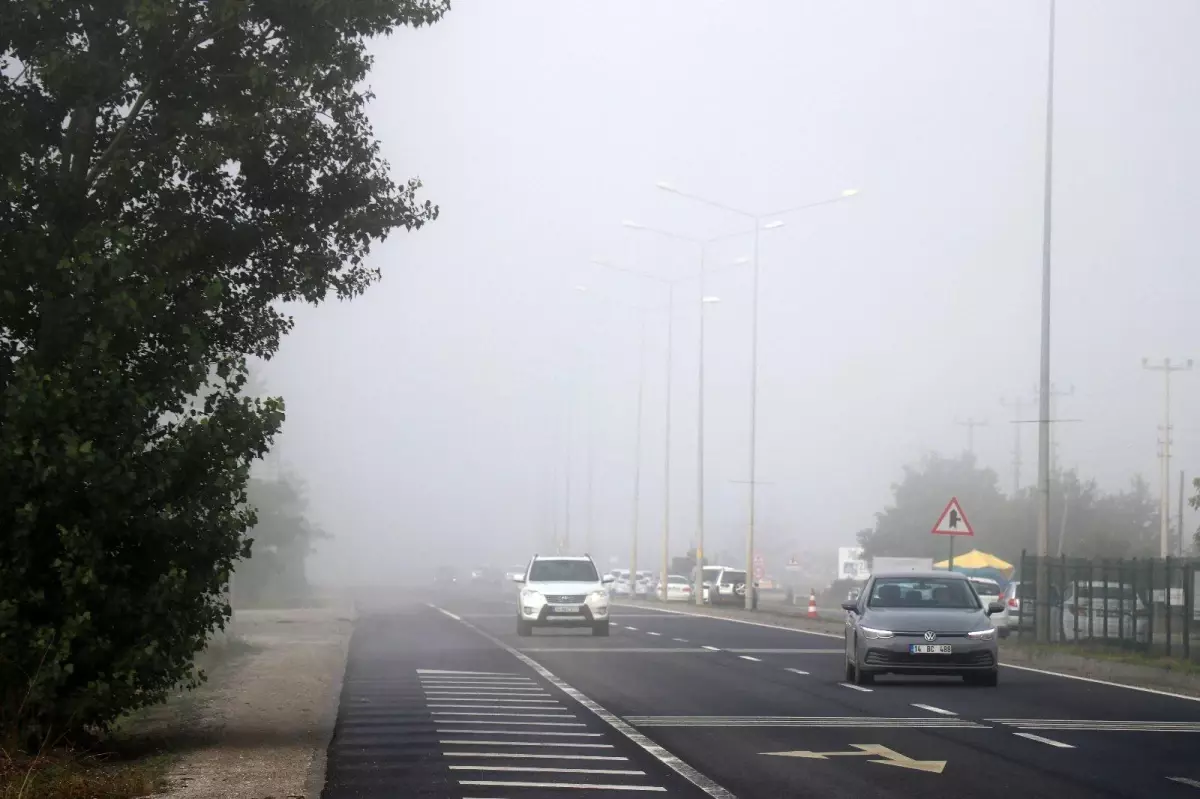 Bolu güne sisle uyandı