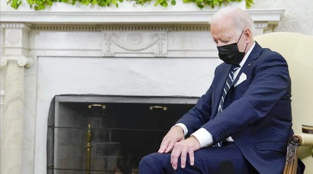 Eski İsrail Başbakanı Binyamin Netanyahu, görüşmelerde uyuklayan ABD Başkanı Joe Biden ile alay etti