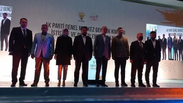 AK Partili Numan Kurtulmuş'tan Z kuşağı çıkışı: Anketlerde açık ara birinci partiyiz