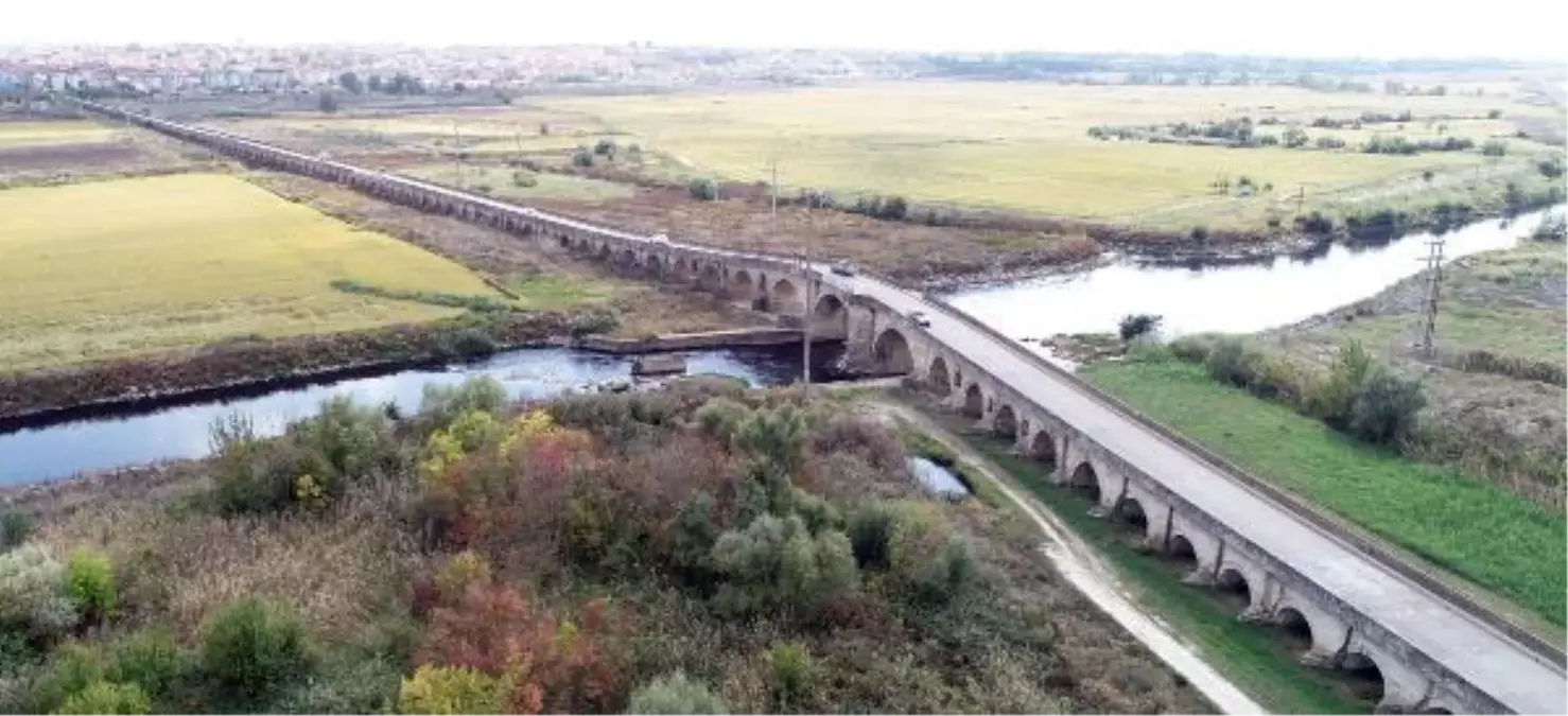 TARİHİ UZUNKÖPRÜ, TRAFİĞİ KAPATILIP RESTORASYONA ALINDI