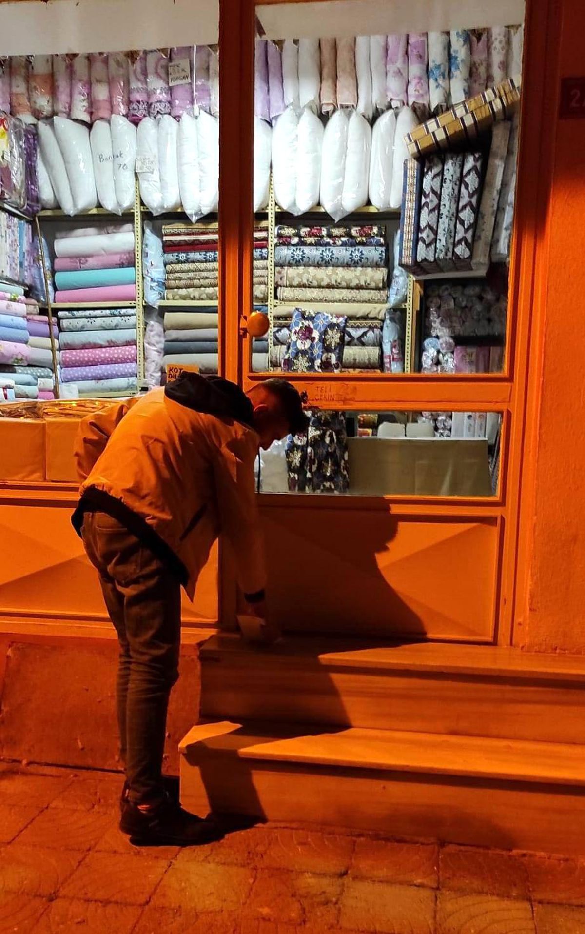 Türkeli\'de esnaflara "siftah" zarfı bırakıldı