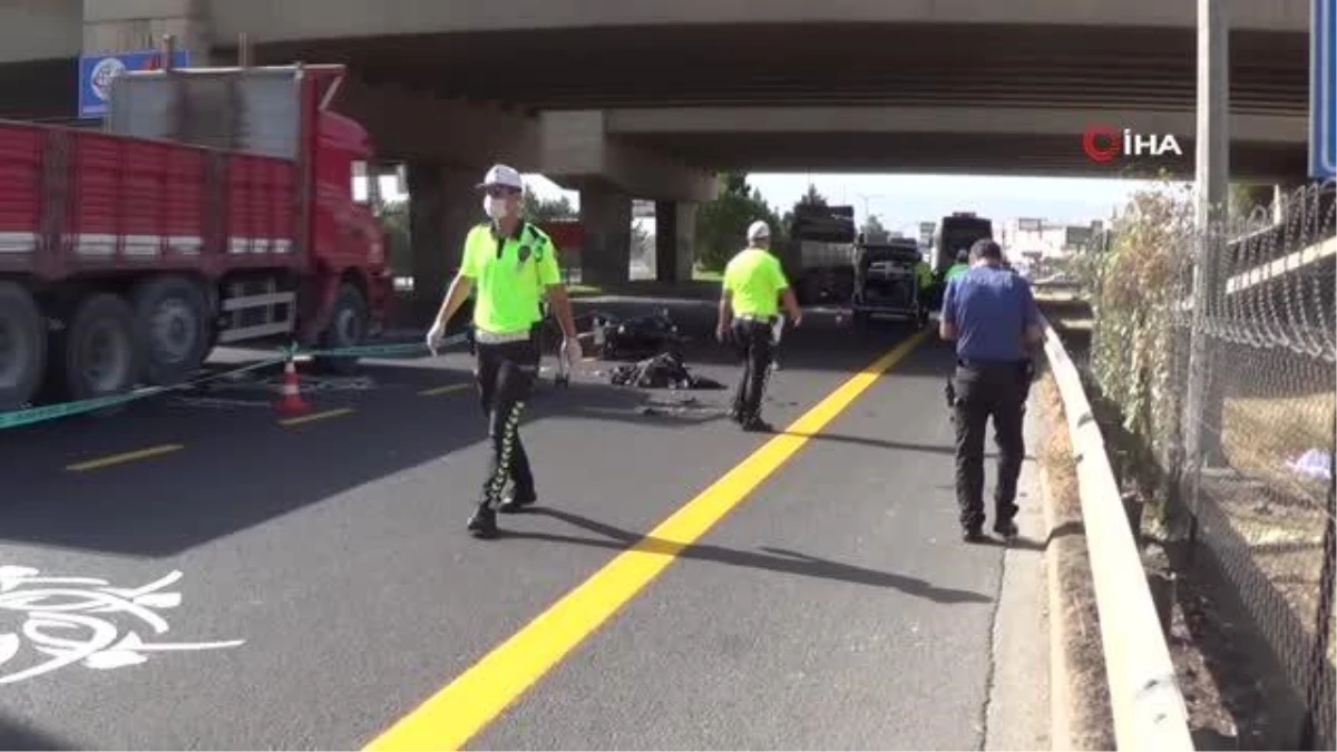 Son dakika: Yolcu otobüsüyle motosiklet çarpıştı, 1 kişi hayatını kaybetti