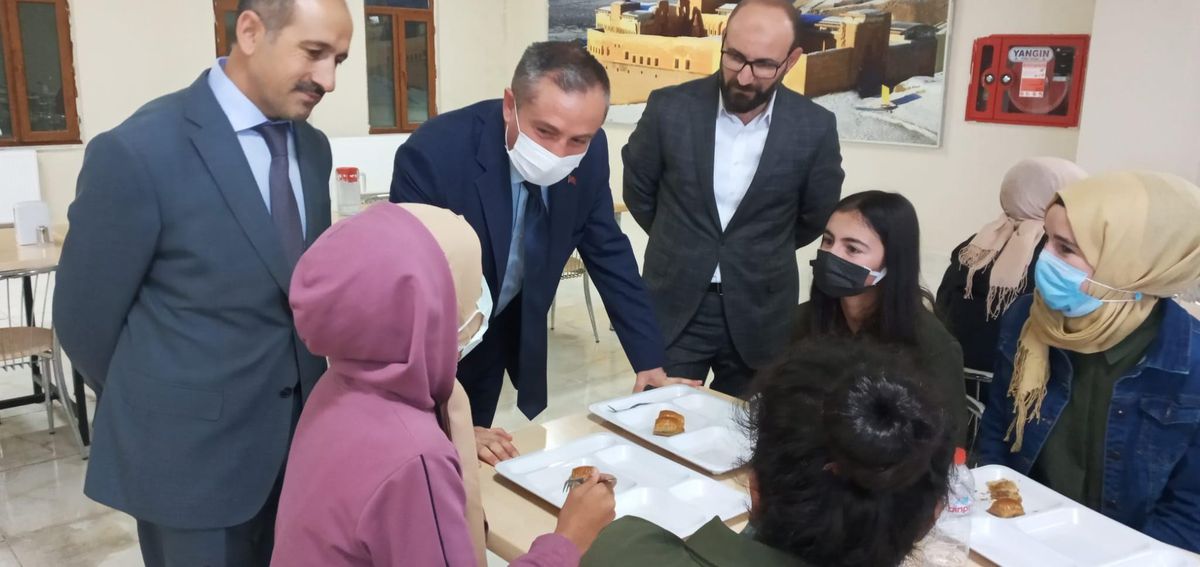 Ağrı Milli Eğitim Müdürü Kökrek\'ten okul ziyaretleri