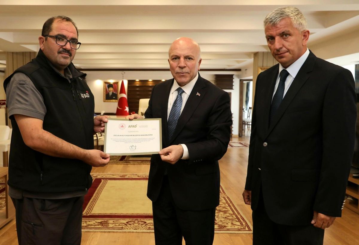 Bakan Soylu\'dan Büyükşehir\'e teşekkür belgesi