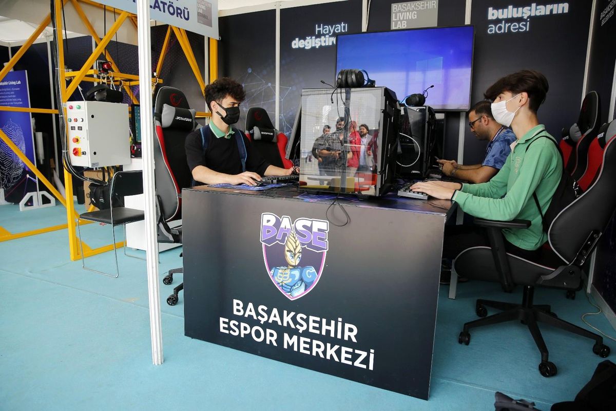 Başakşehir Belediyesi TEKNOFEST\'te ilgi odağı oldu