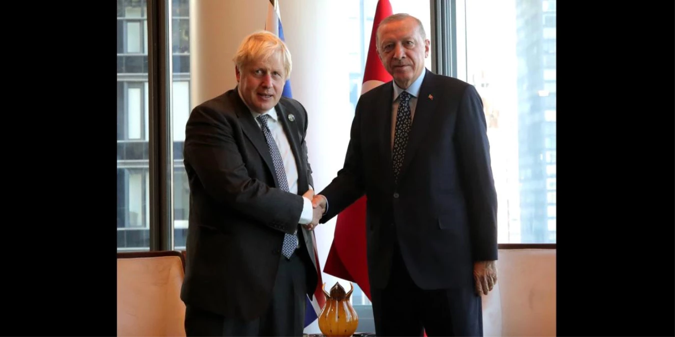 Son dakika politika: Cumhurbaşkanı Erdoğan, New York\'ta yeni açılan Türkevi Binası\'nda İngiltere Başbakanı Boris Johnson\'ı kabul etti