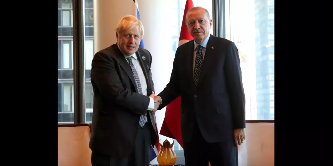 Son dakika politika: Cumhurbaşkanı Erdoğan, New York\'ta yeni açılan Türkevi Binası\'nda İngiltere Başbakanı Boris Johnson\'ı kabul etti