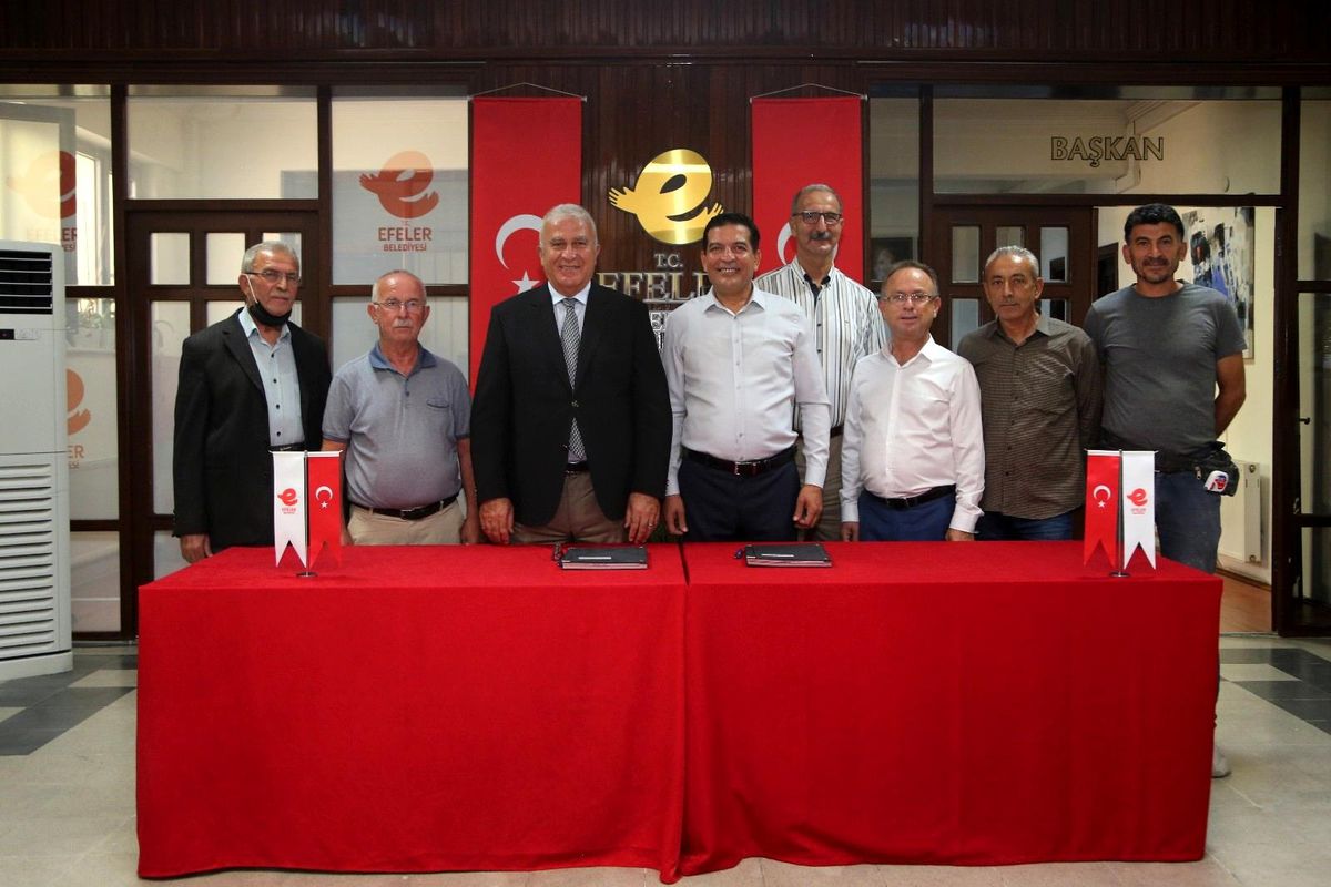Efeler Meclisi\'nden geçti, imzalar atıldı