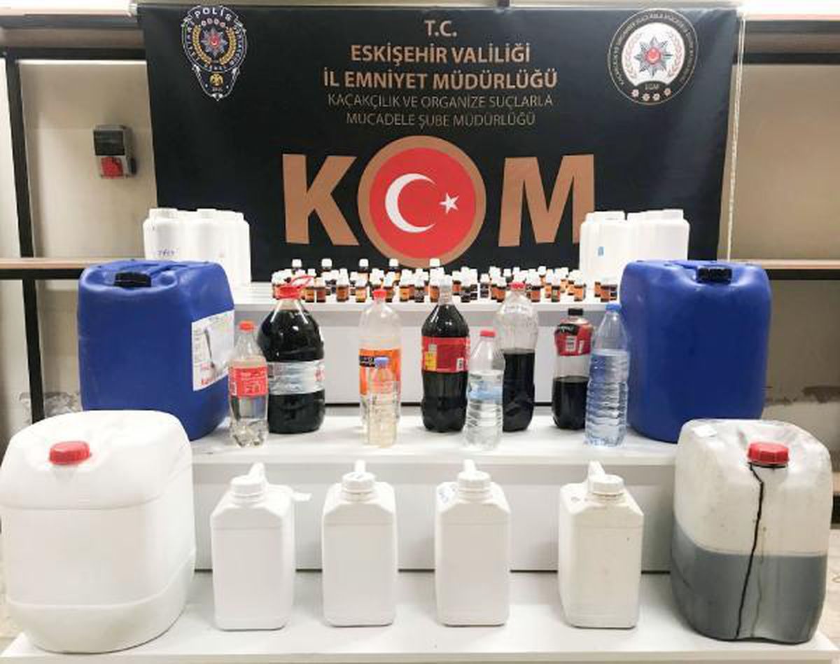 Eskişehir\'de 40 litre sahte içki ele geçirildi