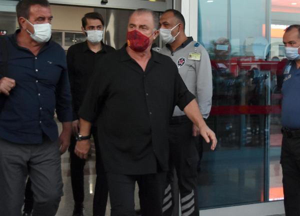 Galatasaray kafilesi Kayseri\'ye geldi