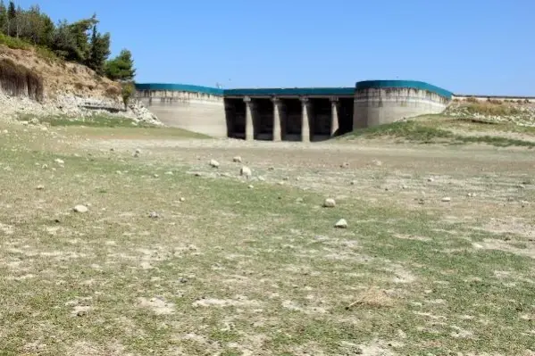 Son dakika... Hatay'da kuraklık Yarseli Barajı'nı vurdu