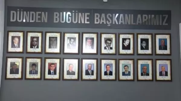 İstanbul Eczacı Odası Başkanı Özcan: Mesleki anlamda çok mücadele etmemiz gereken konu var