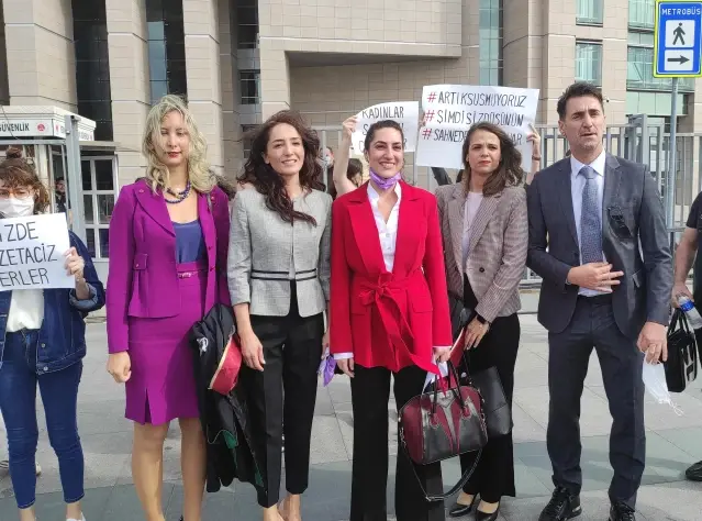 Oyuncu Uğur Arda Aydın, cinsel taciz suçundan 2 yıl 6 ay hapis cezasına çarptırıldı Oyuncu Uğur Arda Aydın, cinsel taciz suçundan 2 yıl 6 ay hapis cezasına çarptırıldı