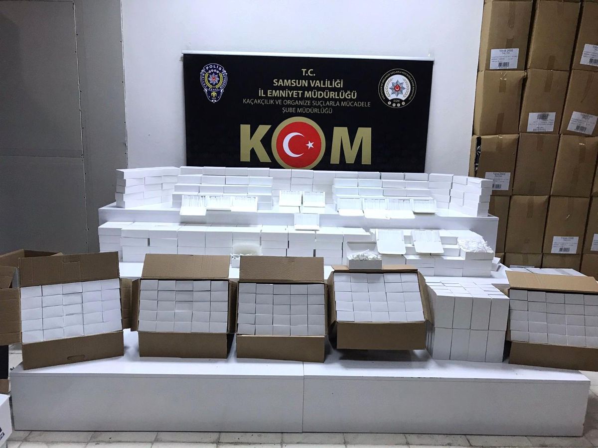 Samsun\'da 160 bin adet bandrolsüz makaron ele geçti