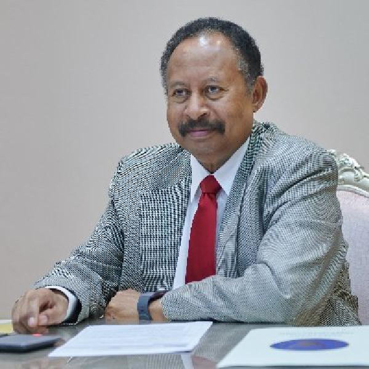 Sudan Başbakanı Hamduk: Darbe girişimi ulusal bir krizdir