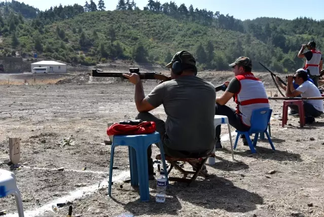 Tek kurşun atışları Ege finali Sındırgı'da yapıldı