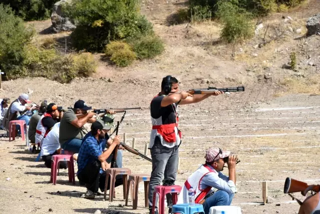 Tek kurşun atışları Ege finali Sındırgı'da yapıldı