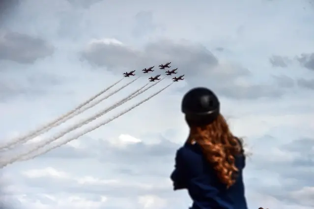 Türk Yıldızları'ndan TEKNOFEST'te gösteri