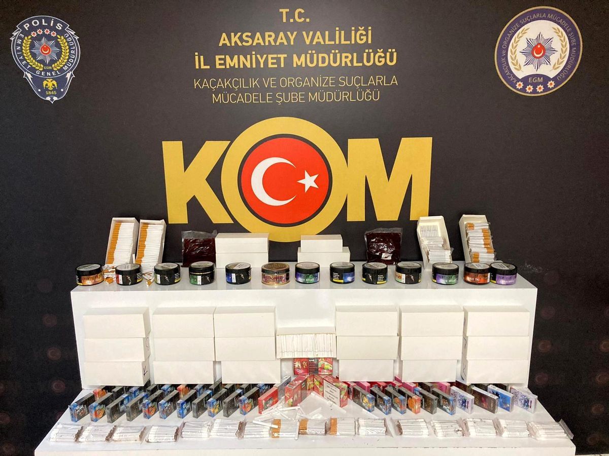 Son dakika 3. sayfa: Aksaray\'da kaçak tütün ve sigara operasyonu