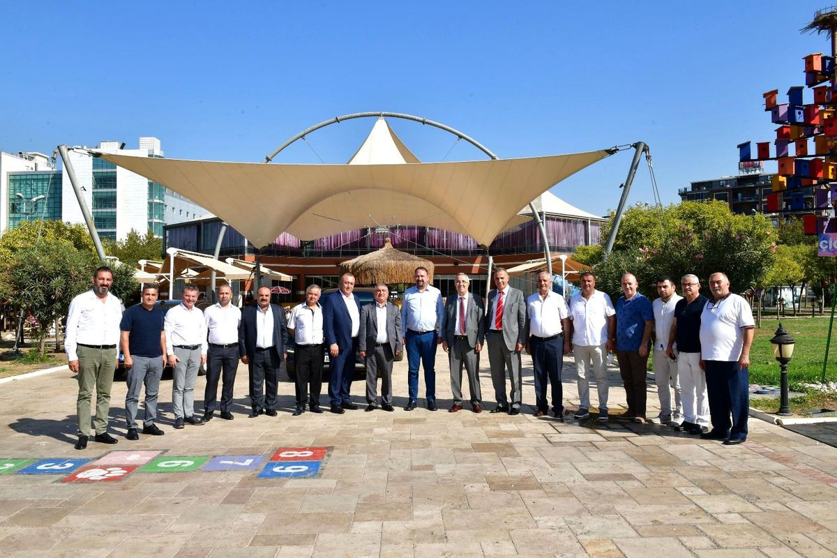 Başkan Gümrükçü: "Çiğli\'de öğrenciye ev var"