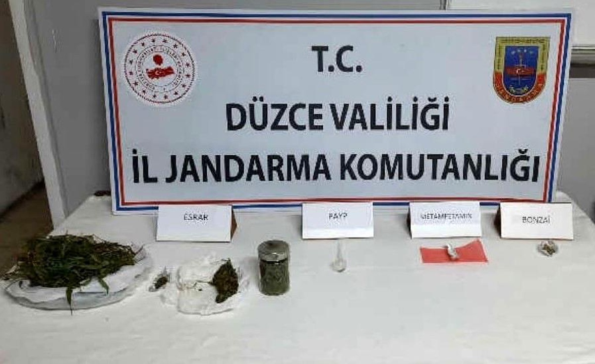 Son Dakika | Düzce\'de jandarmadan uyuşturucuya geçit yok