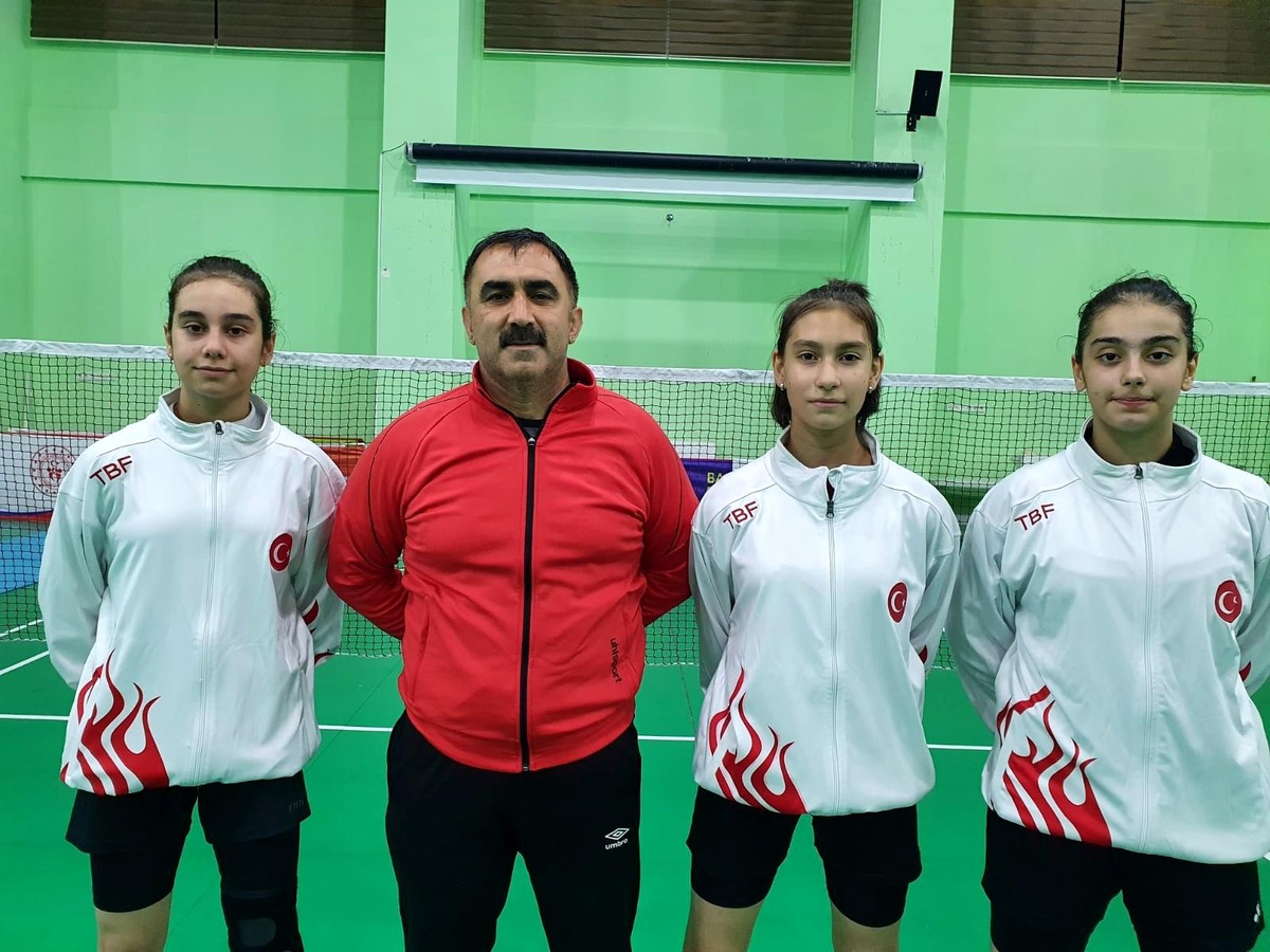 Erzincanlı milli sporcular Hırvatistan\'da U 15 Uluslararası Badminton turnuvasına katılacak