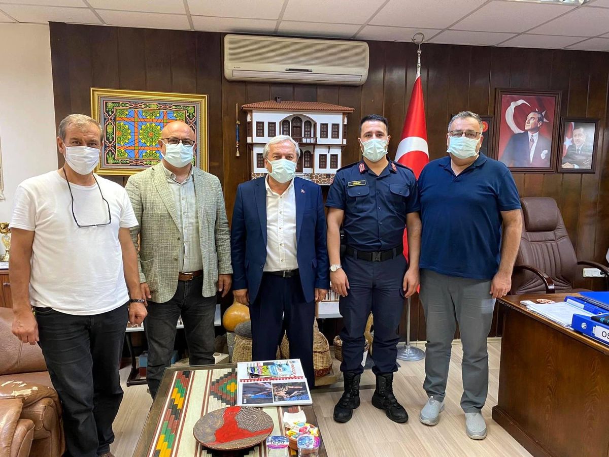 İlçe Jandarma Komutanı Üsteğmen Koray\'dan Başkan Şahin\'e ziyaret