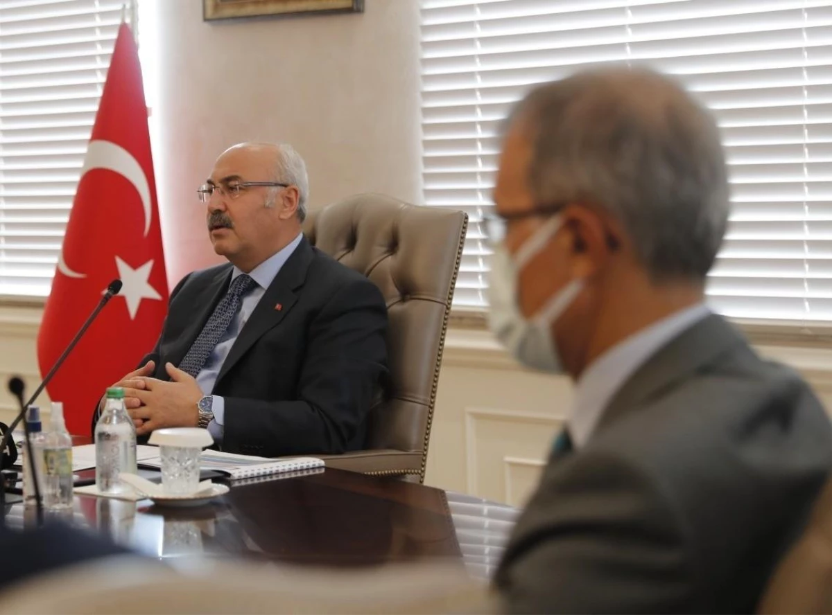 İzmir Valisi açıkladı: Kamu kurum ve kuruluşlar öğrencilere kapılarını açacak