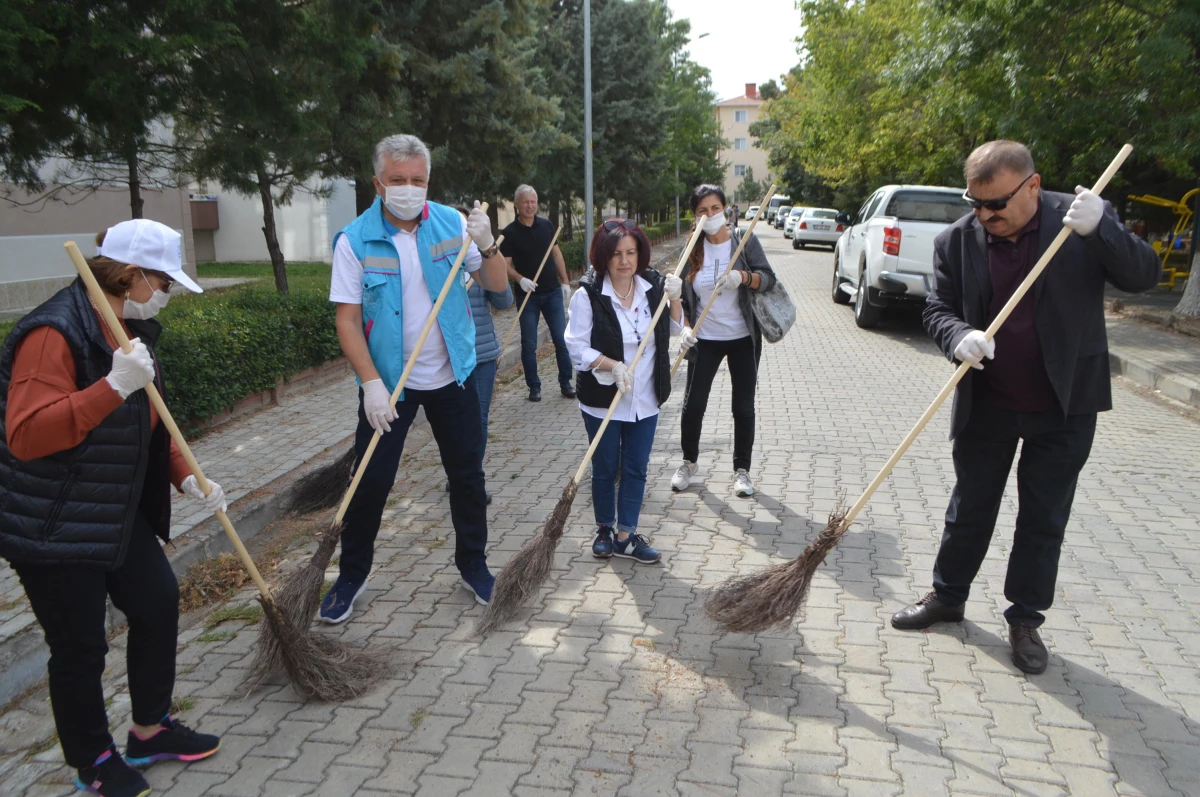 Lüleburgaz\'da "Mahallede temizlik var" etkinliği düzenlendi