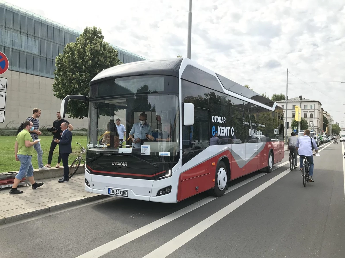 Otokar, Almanya\'da elektrikli otobüsünü tanıttı