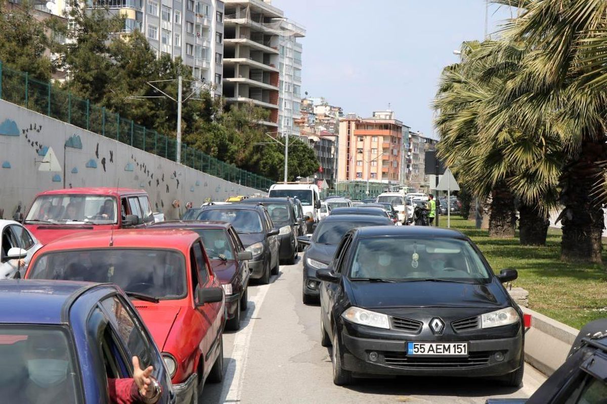 Samsun\'da trafiğe kayıtlı araç sayısı 1 ayda bin 651 adet arttı